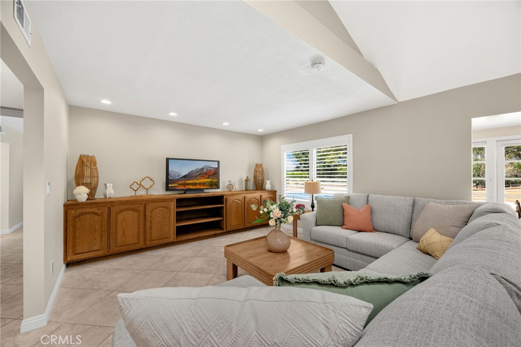 1975 Heather Circle Brea, CA 92821 - Photo 13 of 36