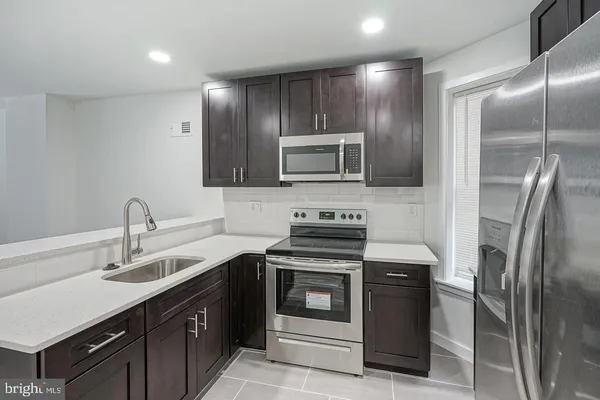 $1,650 | 1831 Point Breeze Avenue, Unit 1, Philadelphia, PA 19145