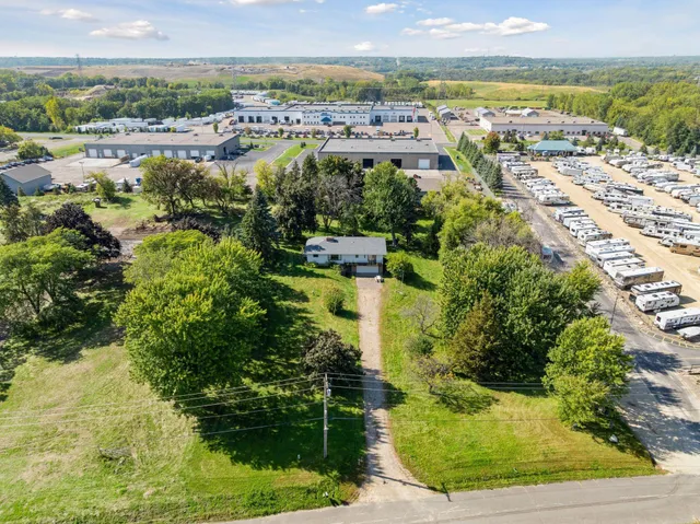 $850,000 | 11025 Courthouse Boulevard, Inver Grove Heights, MN 55077