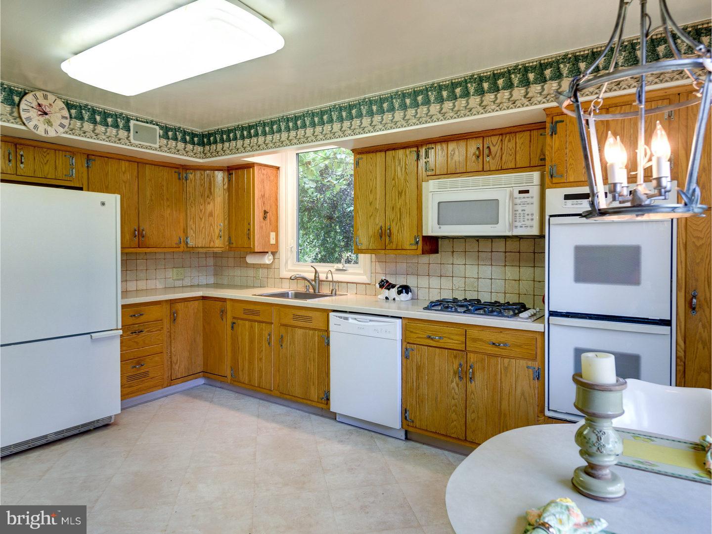 421 Hidden River Road Narberth, PA 19072 - Photo 13 of 25 Gallery Image 13