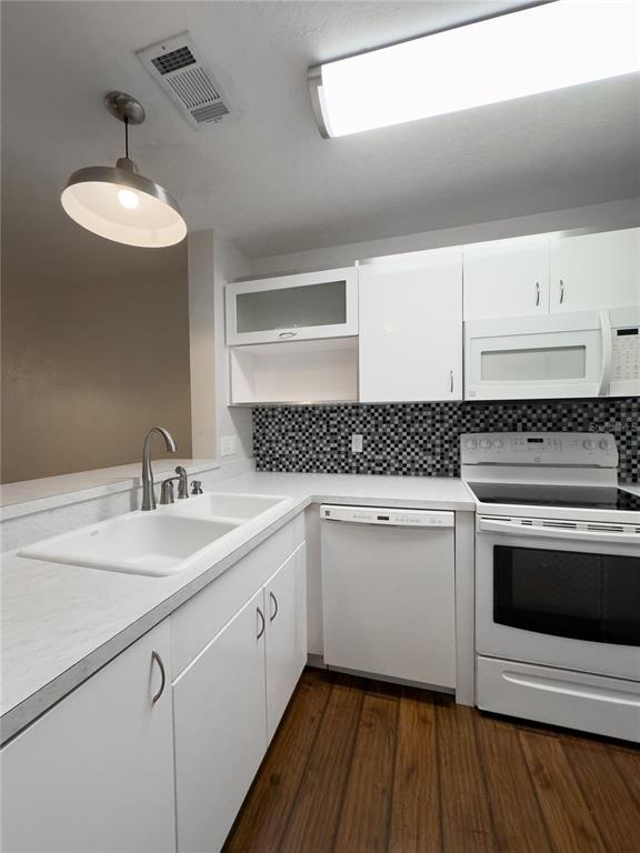 1416 Southwest 25th Place Gainesville, FL 32608 - Photo 13 of 37