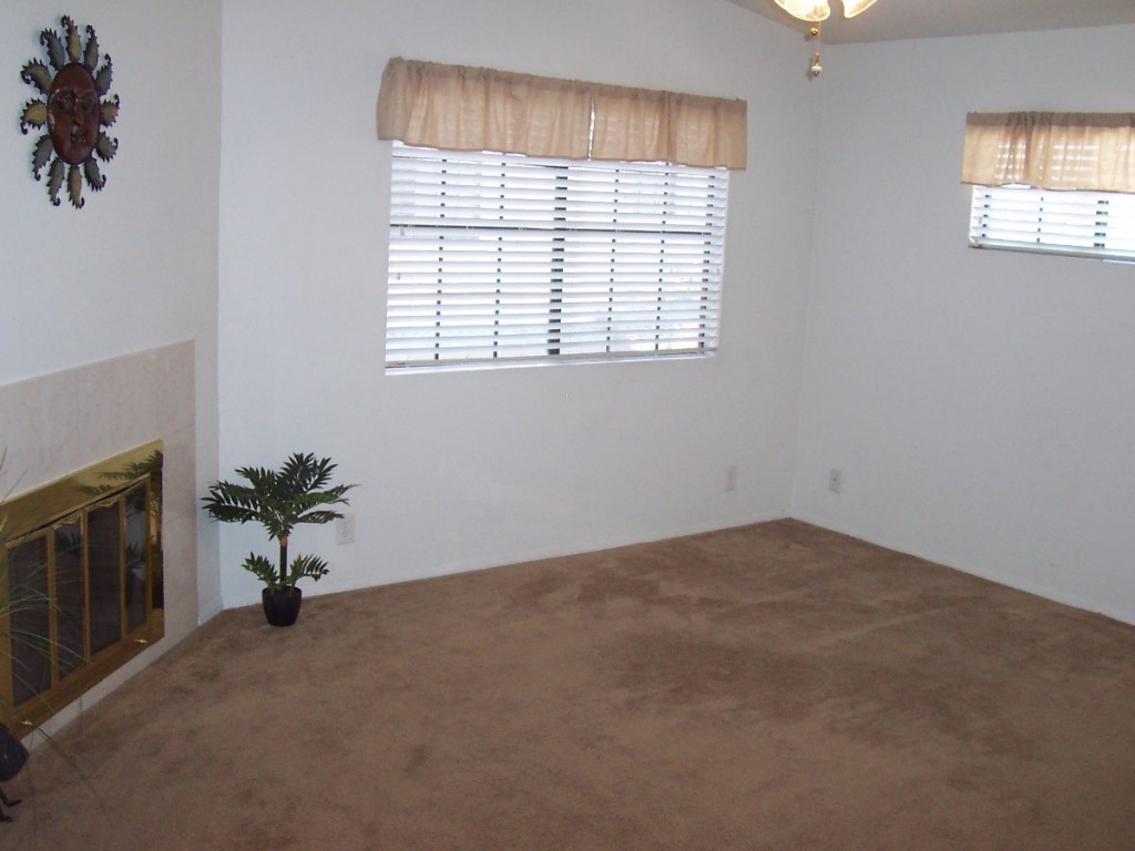 1222 West Baseline Road, Unit 257 Tempe, AZ 85283 - Photo 8 of 24 LIVING ROOM