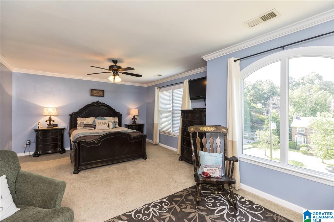 1813 Cross Circle Birmingham, AL 35244 - Photo 15 of 28