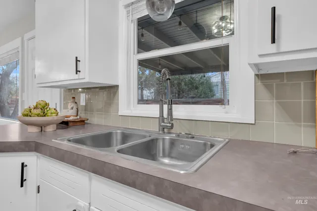 $450,000 | 2908 Meadowbrook Drive, Boise, ID 83705