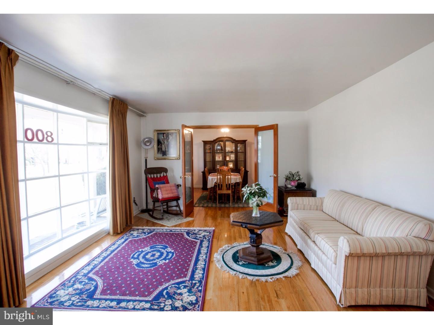 800 South Spring Road Vineland, NJ 08361 - Photo 3 of 14 Living Room
