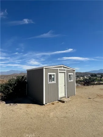 $2,700 | 22881 Arrow, Nuevo, CA 92567