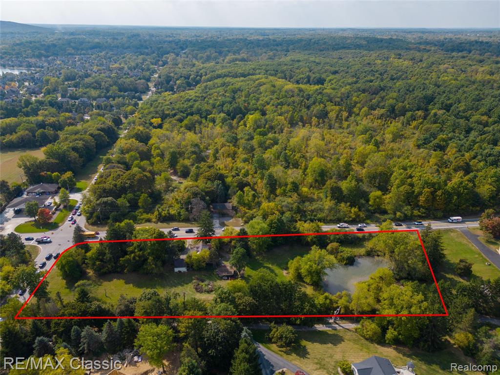 19150 Beck Road Northville, MI 48167 - Photo 15 of 20