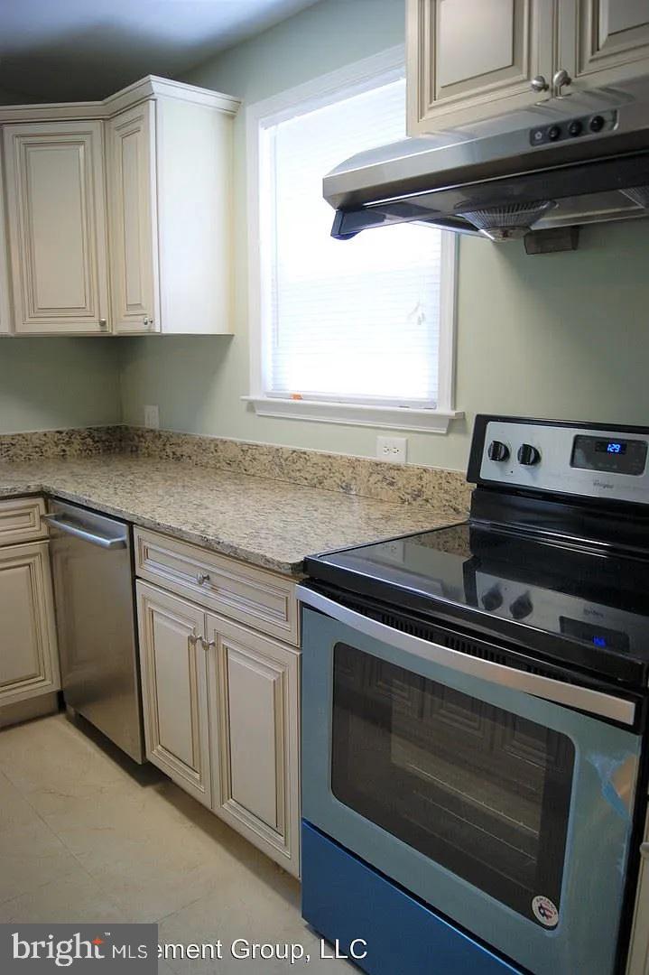 3401 Gaither Road Baltimore, MD 21244 - Photo 5 of 15