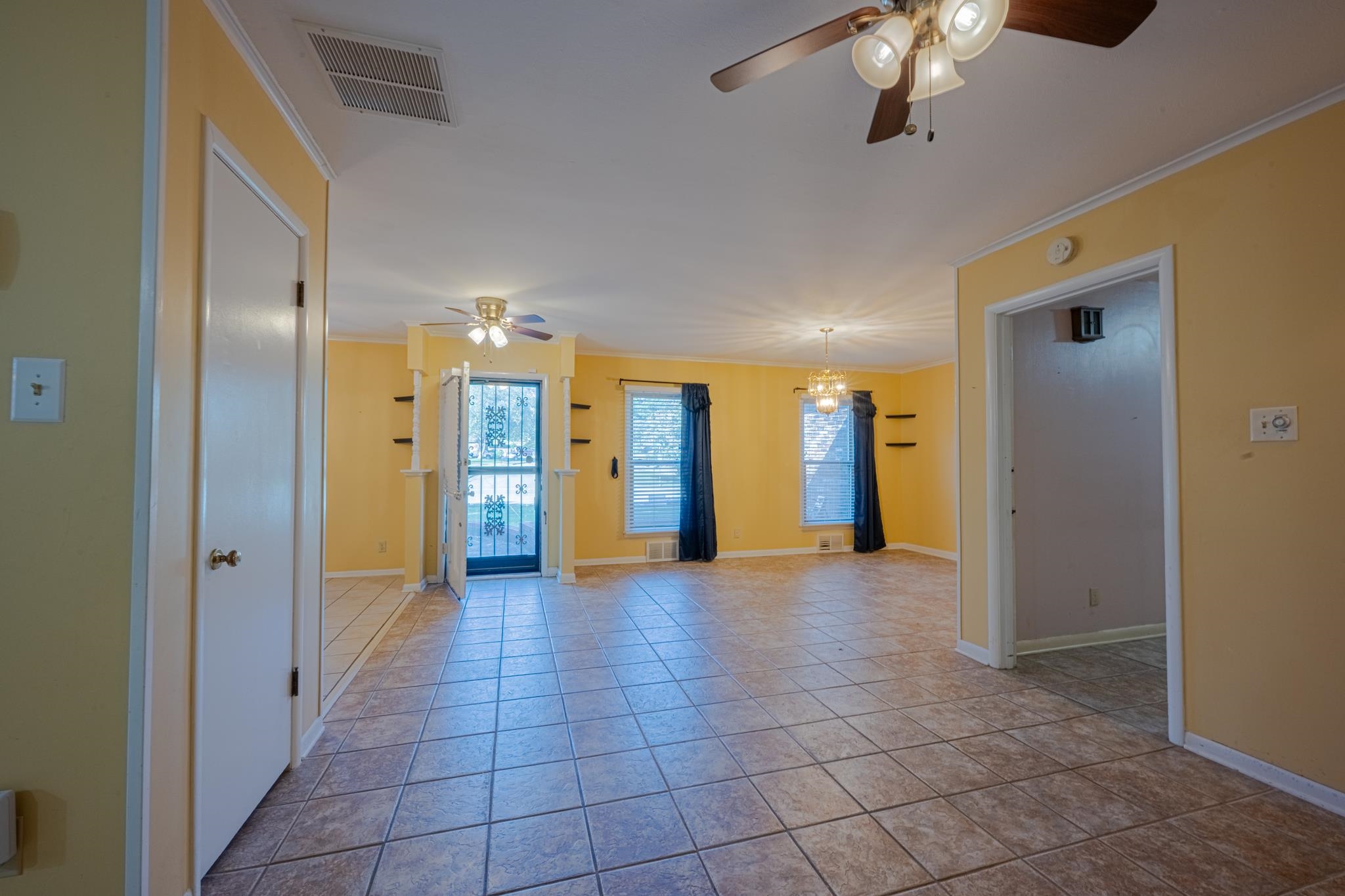 248 North Yates Road Memphis, TN 38120 - Photo 13 of 40