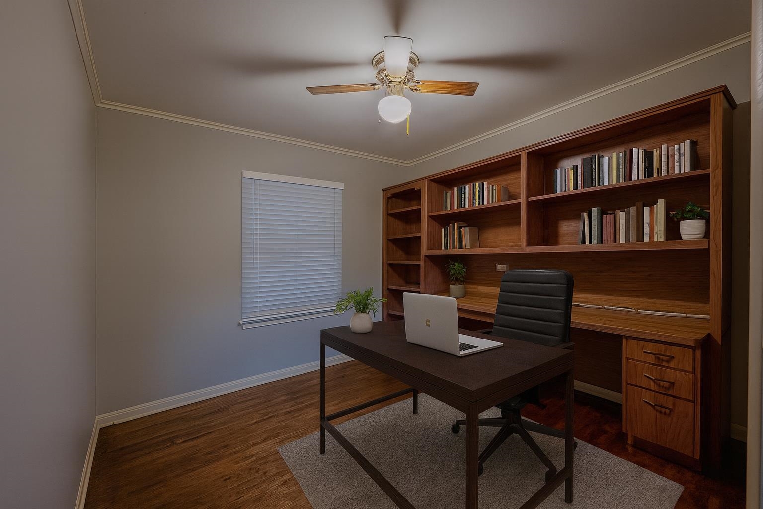 248 North Yates Road Memphis, TN 38120 - Photo 15 of 40 a view of a workspace with a bookshelf