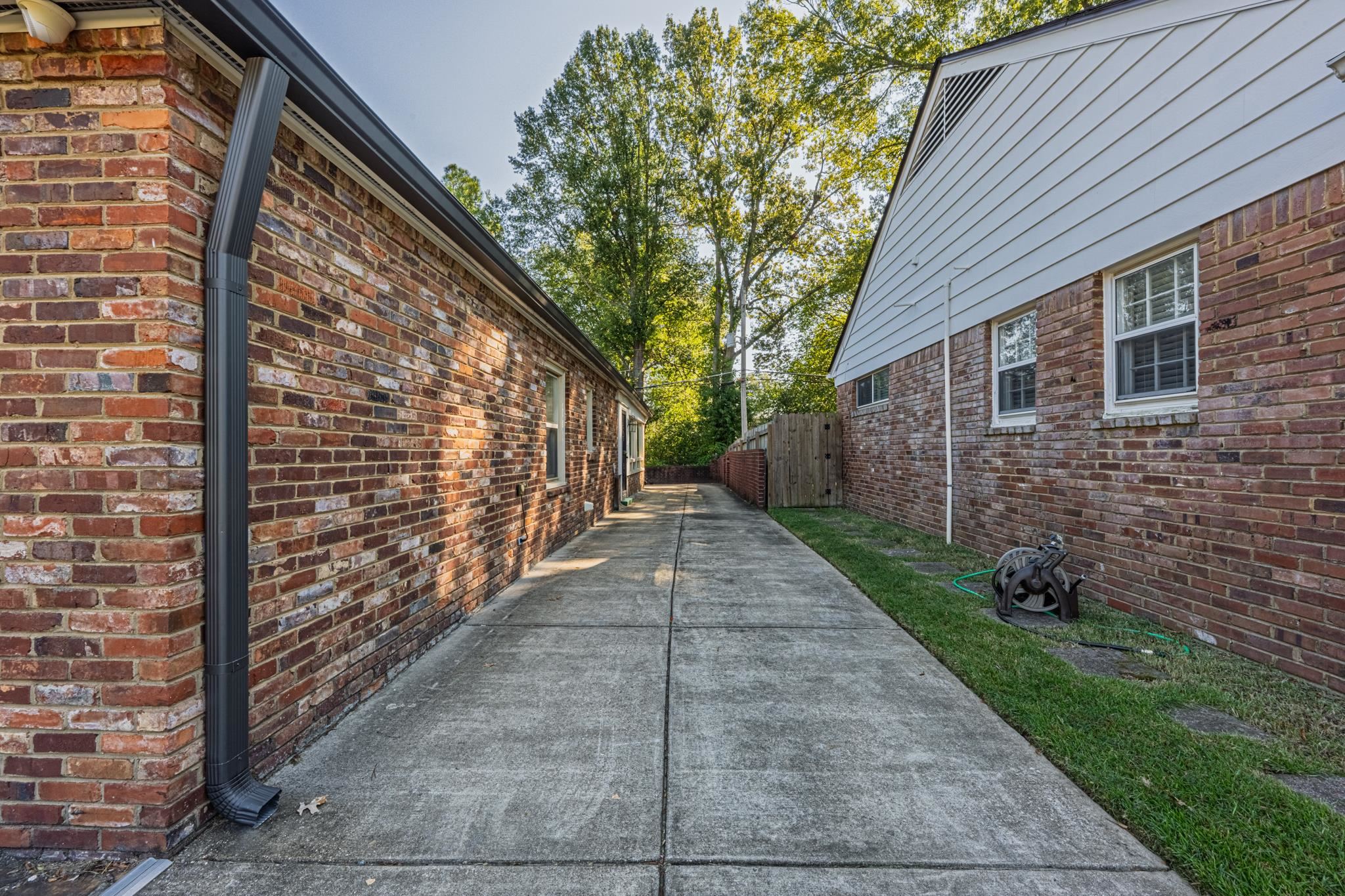 248 North Yates Road Memphis, TN 38120 - Photo 36 of 40