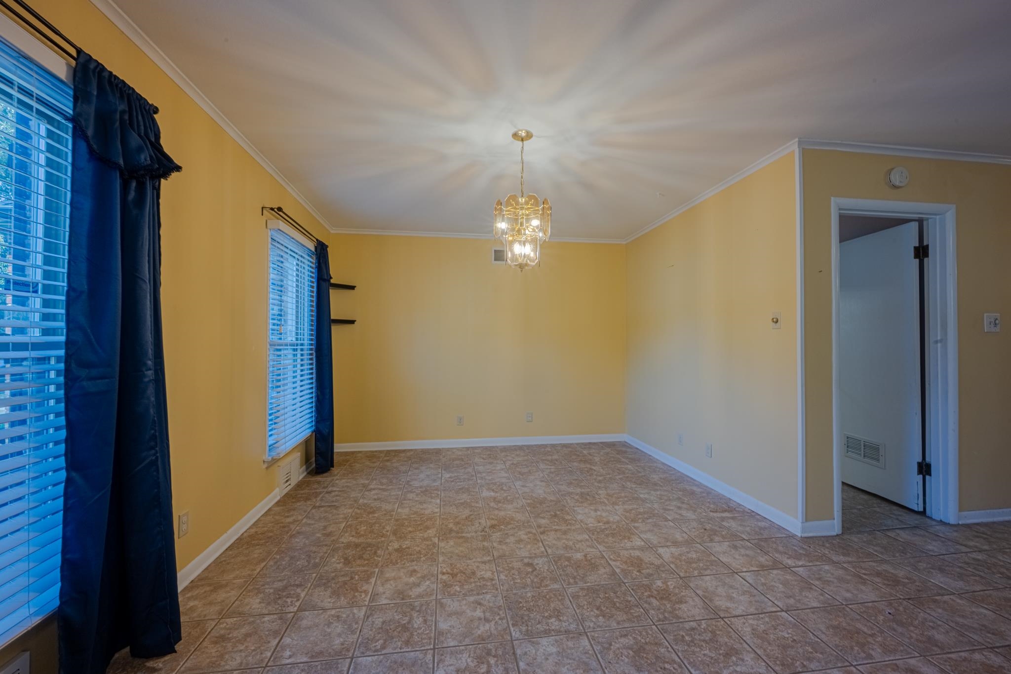 248 North Yates Road Memphis, TN 38120 - Photo 9 of 40