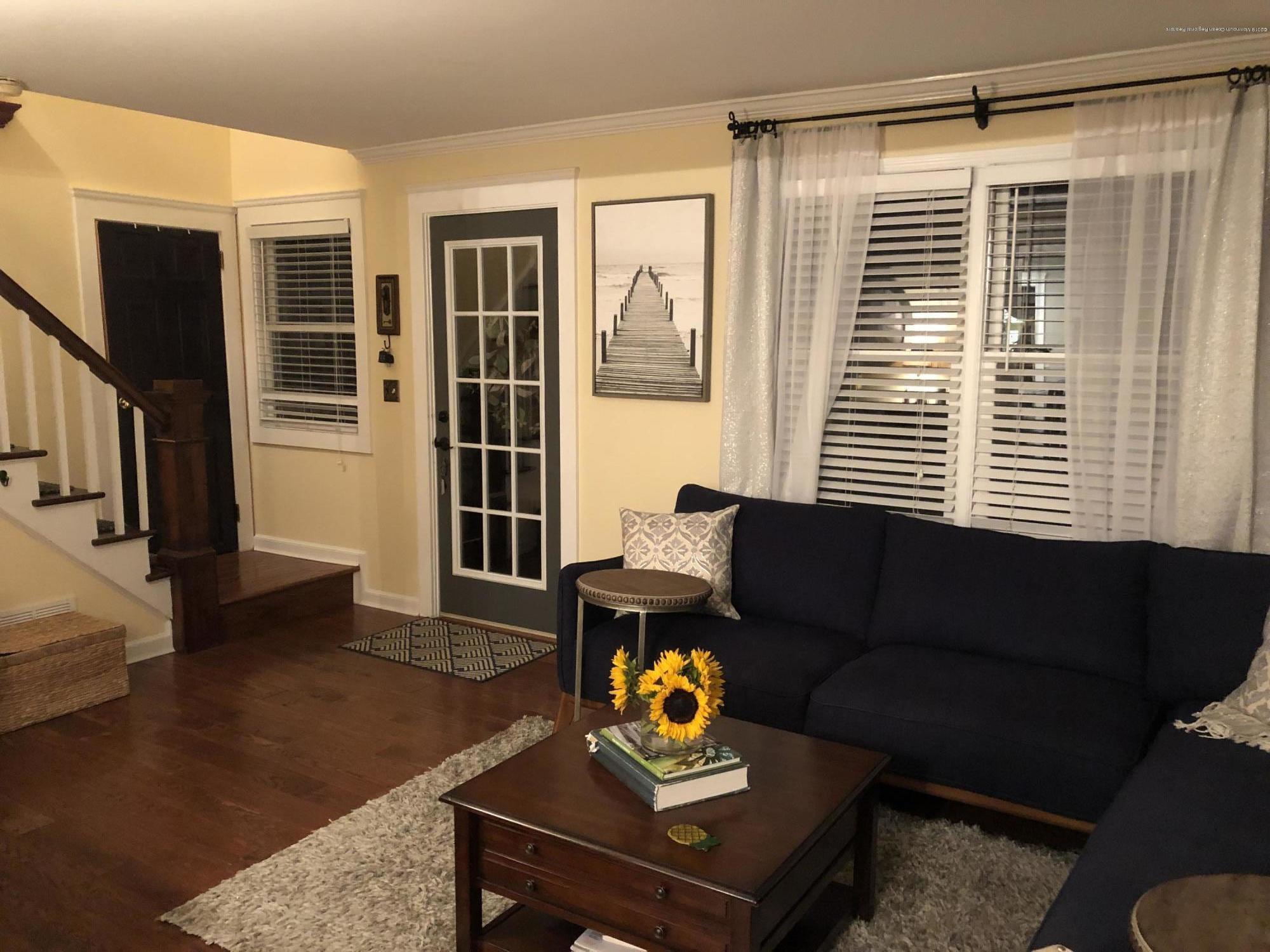 98 Harding Road Red Bank, NJ 07701 - Photo 4 of 13 IMG_1034