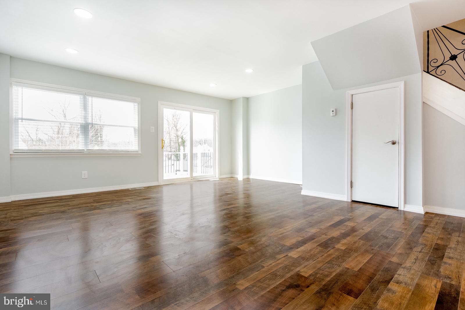 3022 Fairdale Road Philadelphia, PA 19154 - Photo 6 of 39