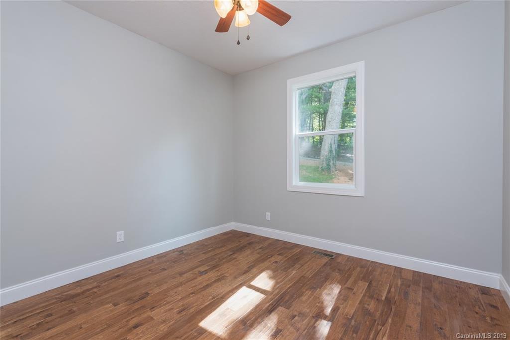 44 Laurel Road Arden, NC 28704 - Photo 29 of 41 Gallery Image 29