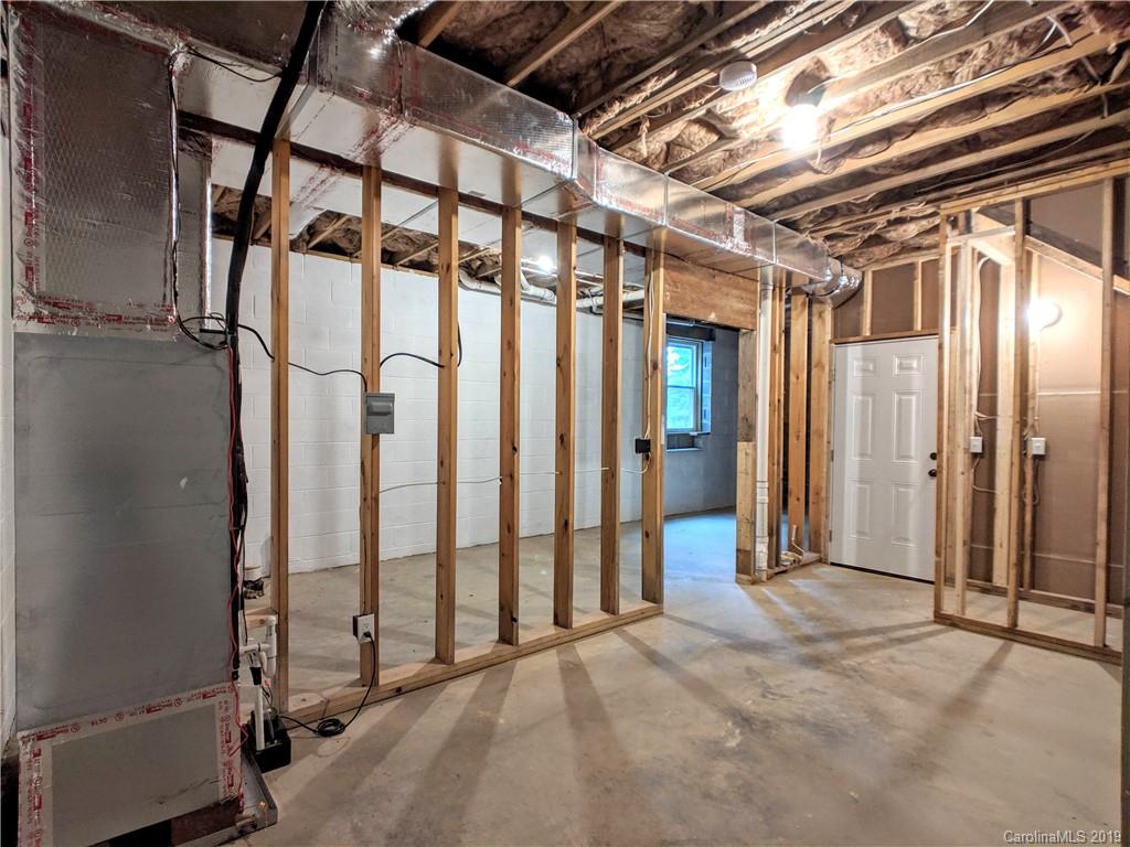 44 Laurel Road Arden, NC 28704 - Photo 40 of 41 Gallery Image 40