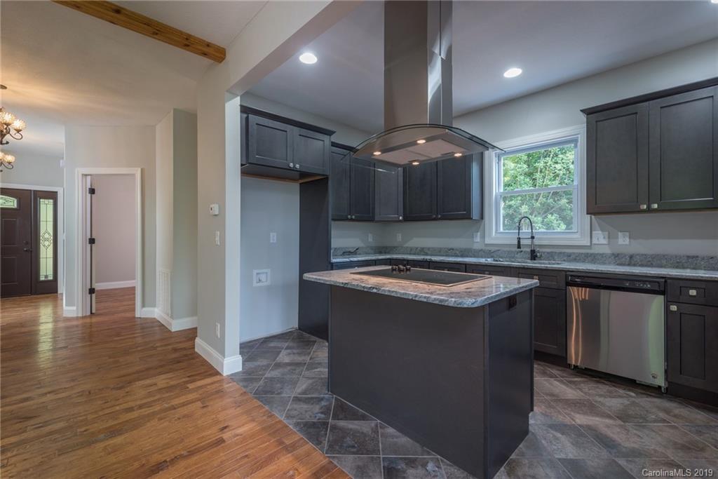 44 Laurel Road Arden, NC 28704 - Photo 7 of 41 Gallery Image 7