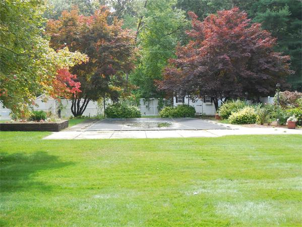 18 Pine Ridge Road North Reading, MA 01864 - Photo 8 of 23 Gallery Image 8