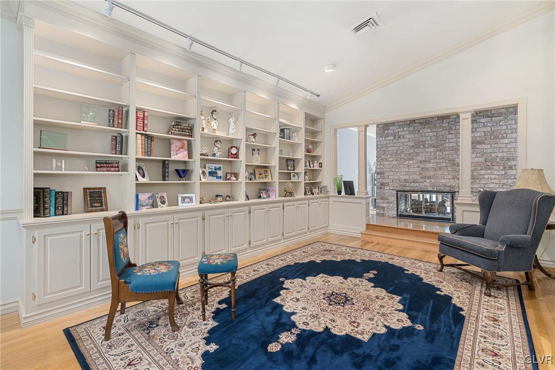 1390 Springhouse Road Allentown, PA 18104 - Photo 17 of 39 Gallery Image 17