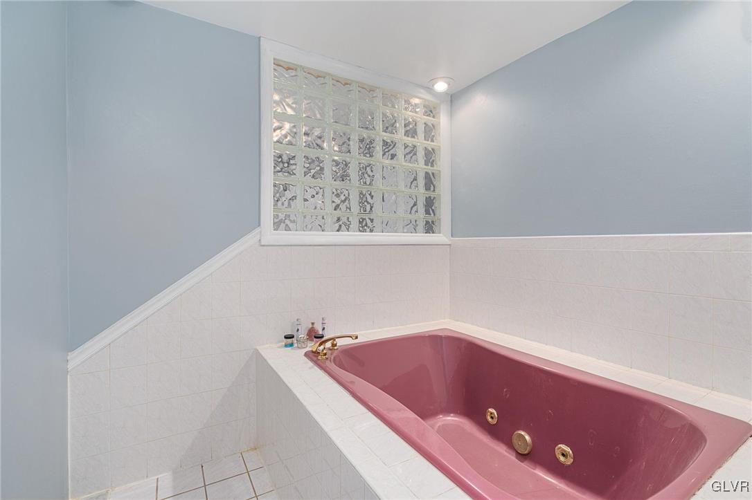 1390 Springhouse Road Allentown, PA 18104 - Photo 35 of 39 Gallery Image 35