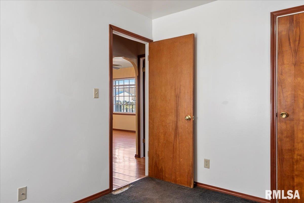 17 Goodwin Court Springfield, IL 62704 - Photo 12 of 20