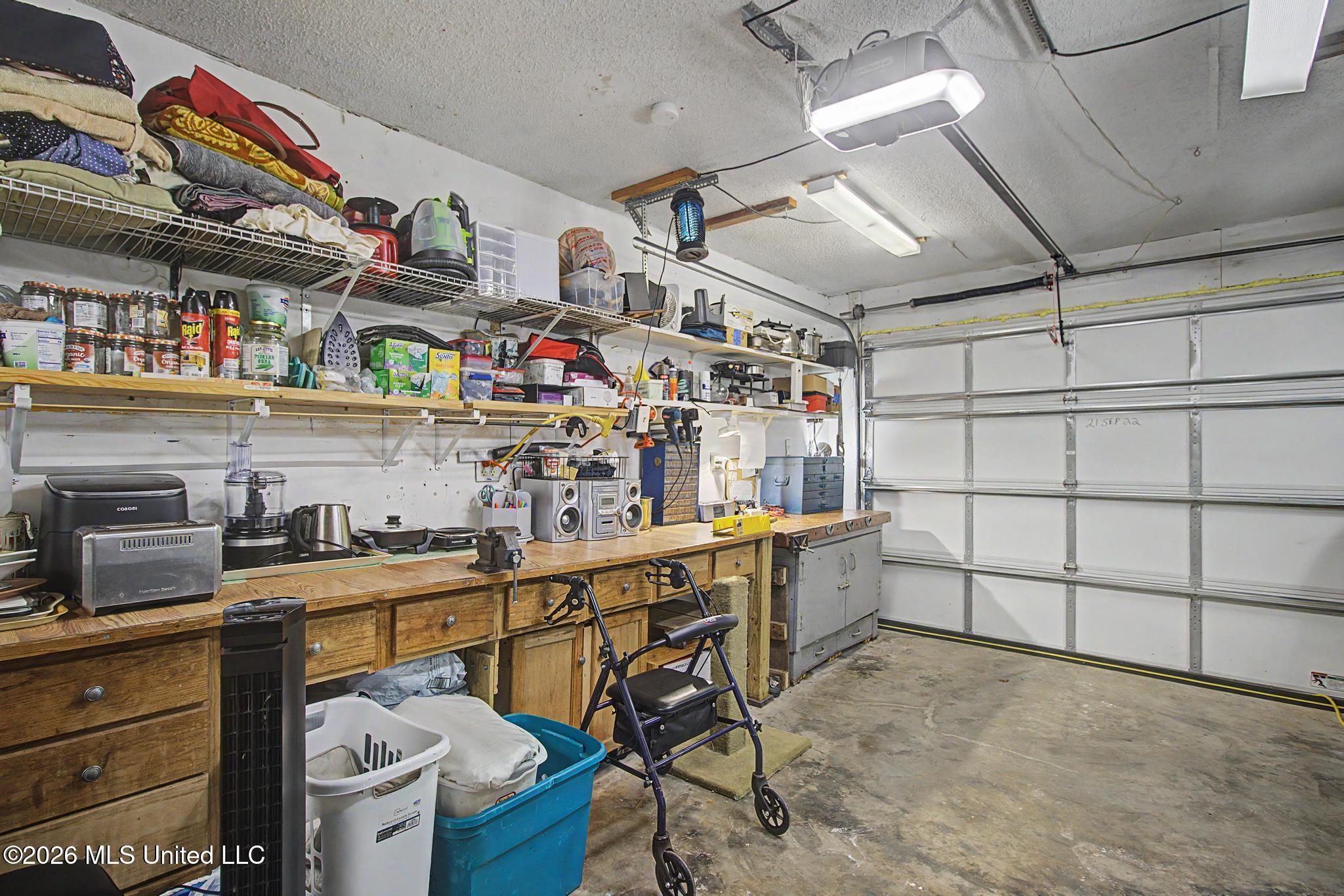 1867 Brasher Road Biloxi, MS 39532 - Photo 12 of 30 GARAGE 2