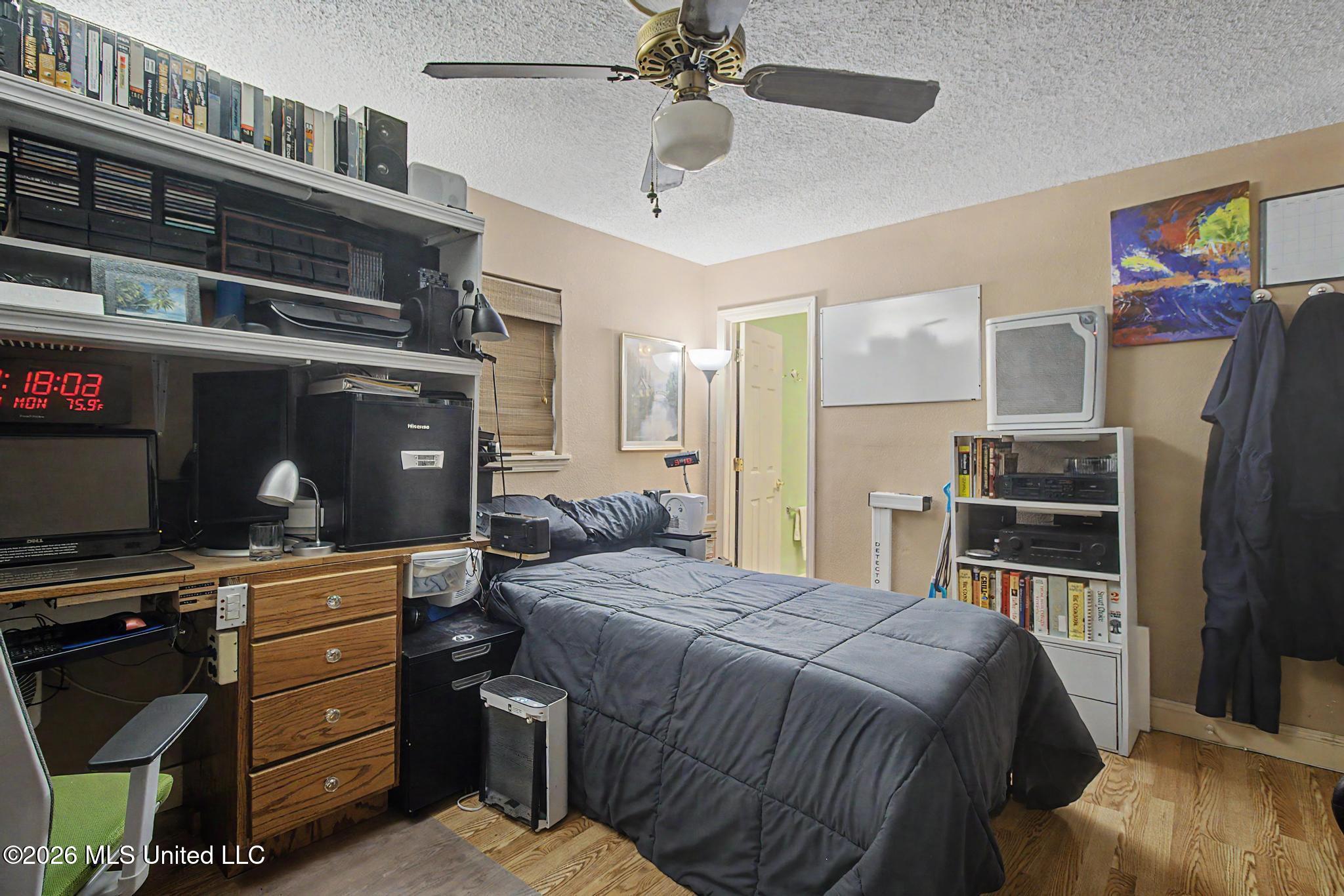 1867 Brasher Road Biloxi, MS 39532 - Photo 24 of 30 PRIMARY ROOM 2