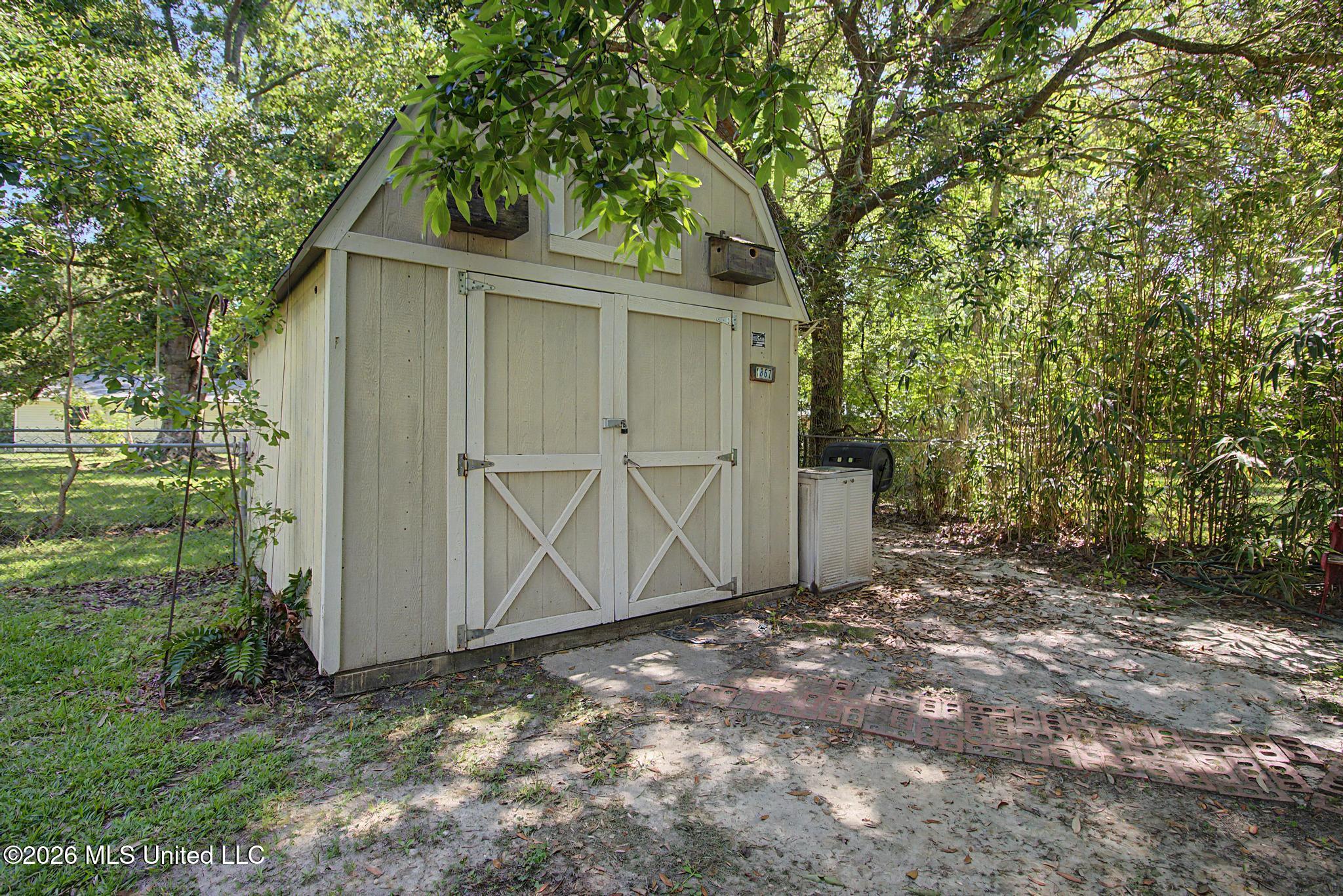 1867 Brasher Road Biloxi, MS 39532 - Photo 27 of 30 SHED