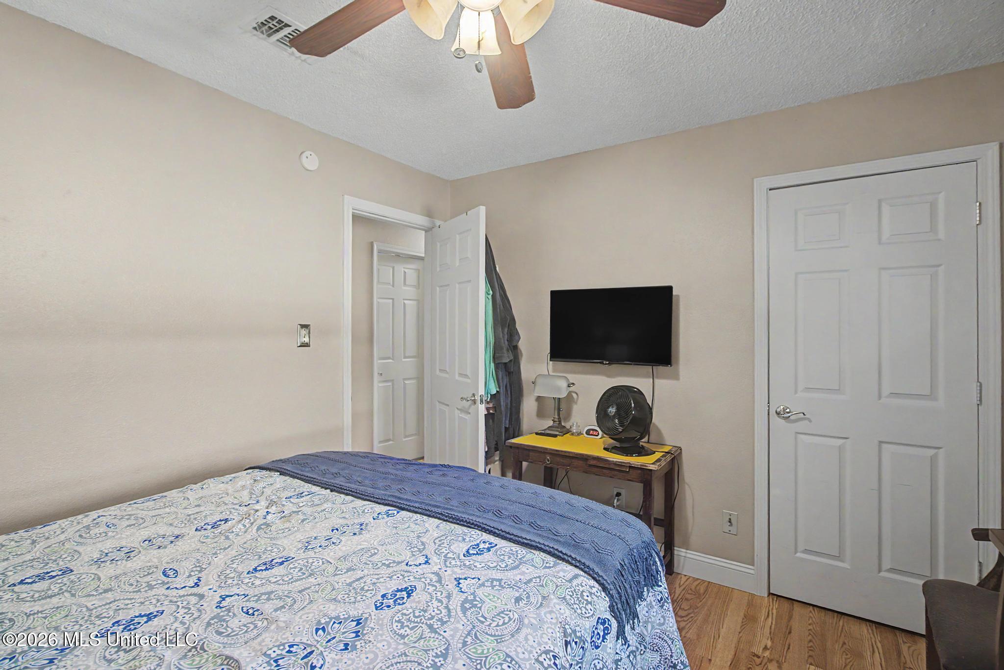 1867 Brasher Road Biloxi, MS 39532 - Photo 8 of 30 BEDROOM 3