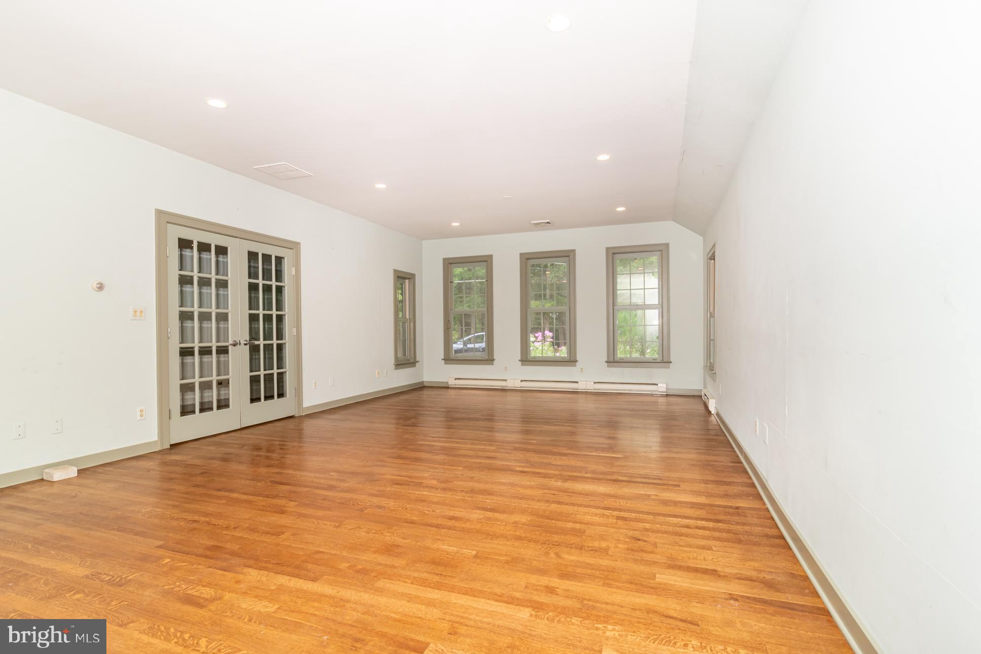 4680 Riverside Drive Hammonton, NJ 08037 - Photo 13 of 32 Gallery Image 13