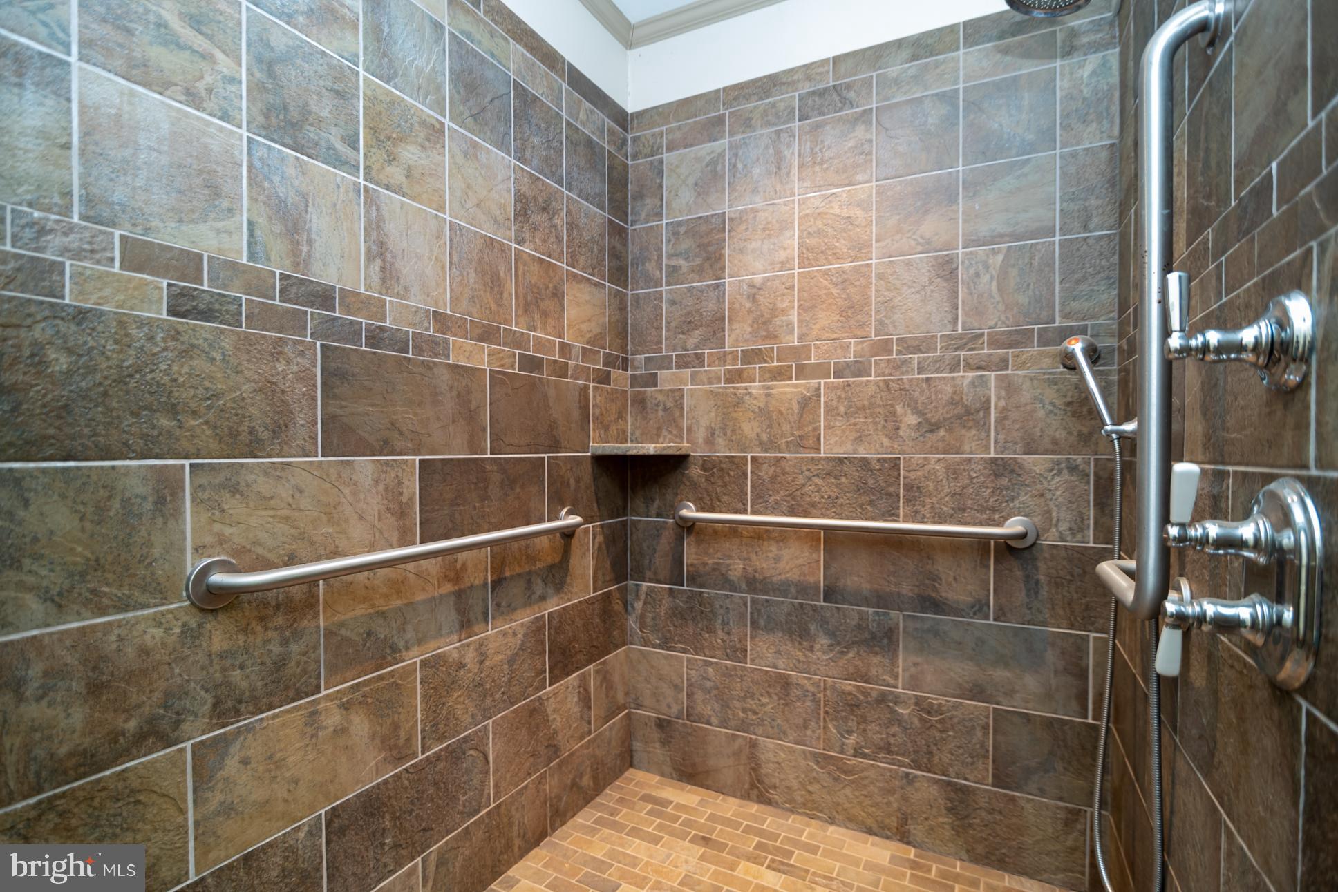 4680 Riverside Drive Hammonton, NJ 08037 - Photo 16 of 32 Handicap accessible