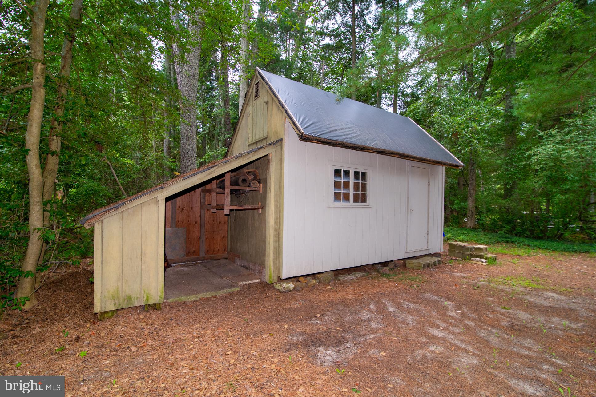 4680 Riverside Drive Hammonton, NJ 08037 - Photo 31 of 32 Storage shed