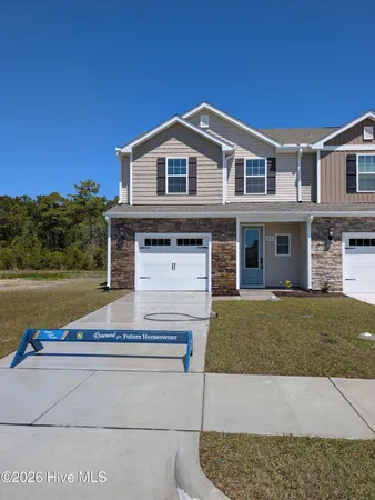$329,900 | 83 Cmns Vw Drive, Hampstead, NC 28443