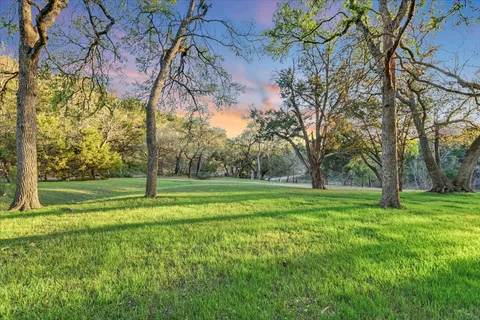 $1,387,000 | 300 Deer Lake Estates, Wimberley, TX 78676