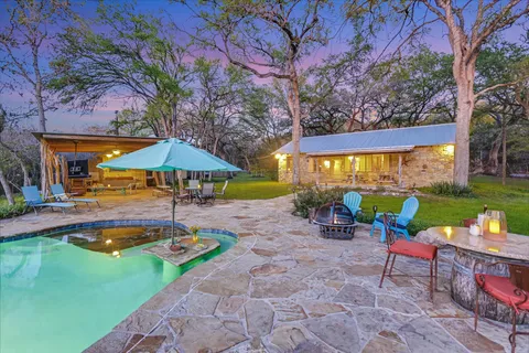 $1,387,000 | 300 Deer Lake Estates, Wimberley, TX 78676