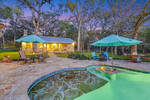$1,387,000 | 300 Deer Lake Estates, Wimberley, TX 78676