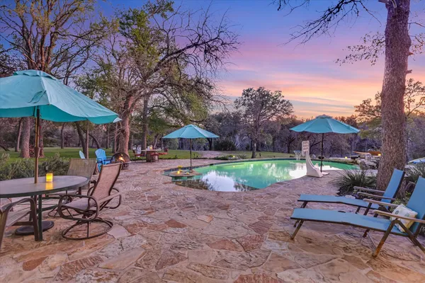 $1,387,000 | 300 Deer Lake Estates, Wimberley, TX 78676
