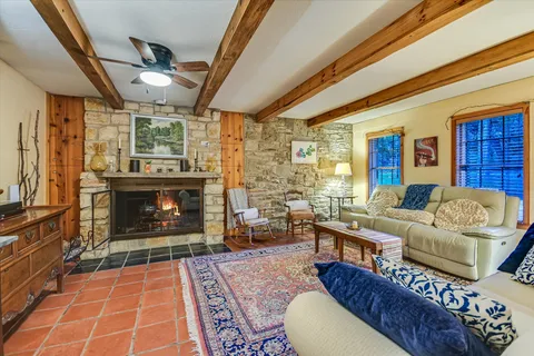 $1,387,000 | 300 Deer Lake Estates, Wimberley, TX 78676