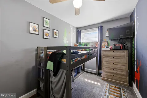 a view of a workspace with furniture