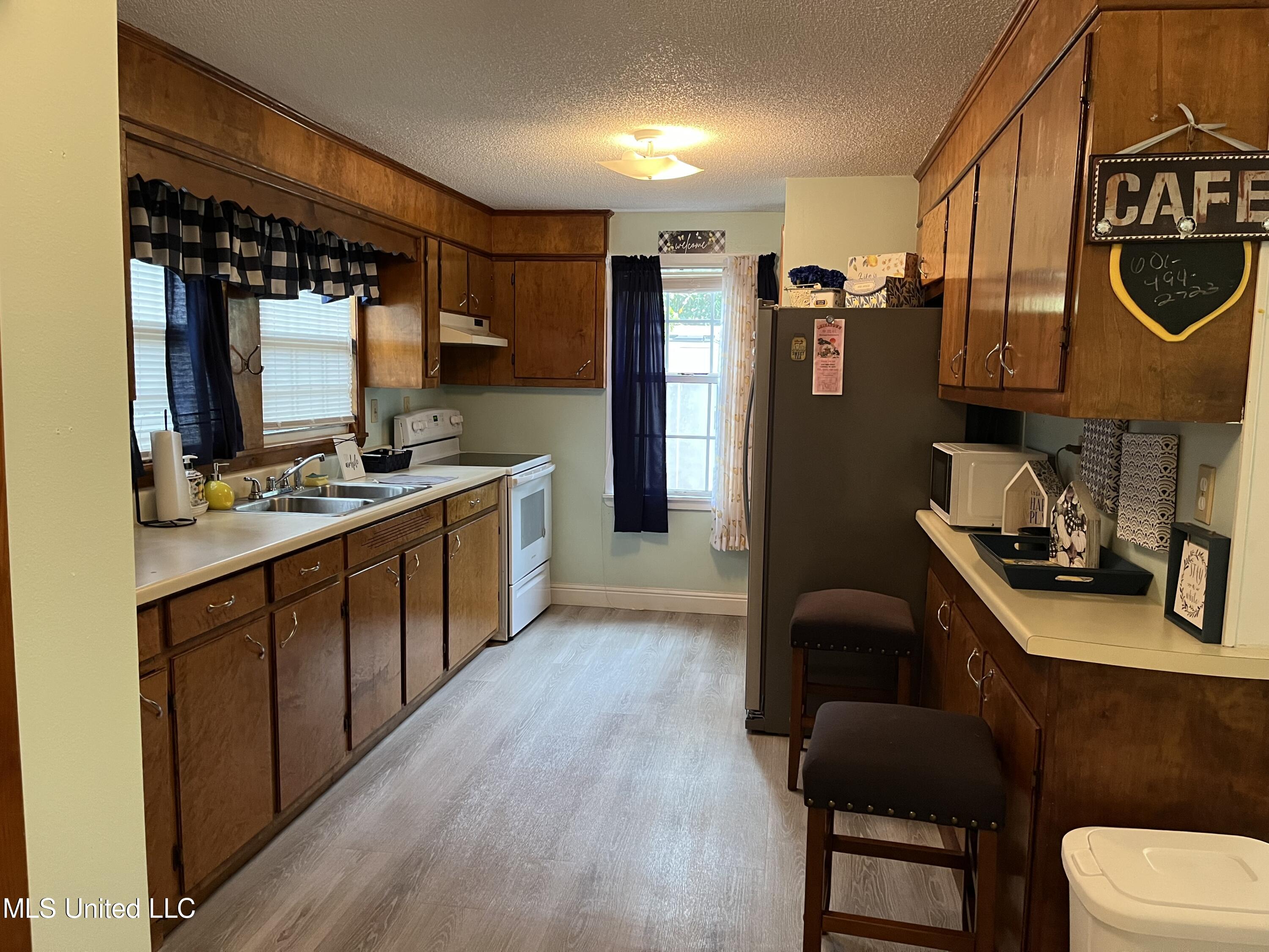 859 Mill Street Lucedale, MS 39452 - Photo 7 of 14 IMG-6152
