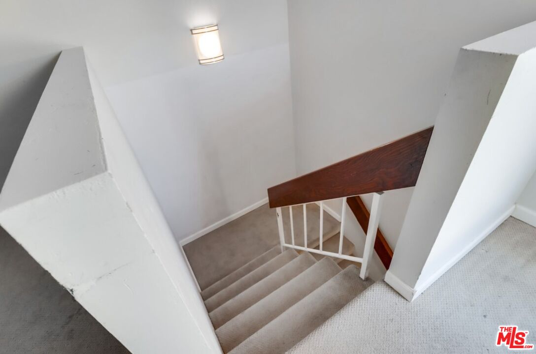 6171 Rancho Mission Road, Unit 317 San Diego, CA 92108 - Photo 13 of 26 a view of entryway