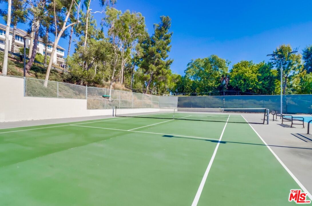 6171 Rancho Mission Road, Unit 317 San Diego, CA 92108 - Photo 26 of 26 a view of backyard
