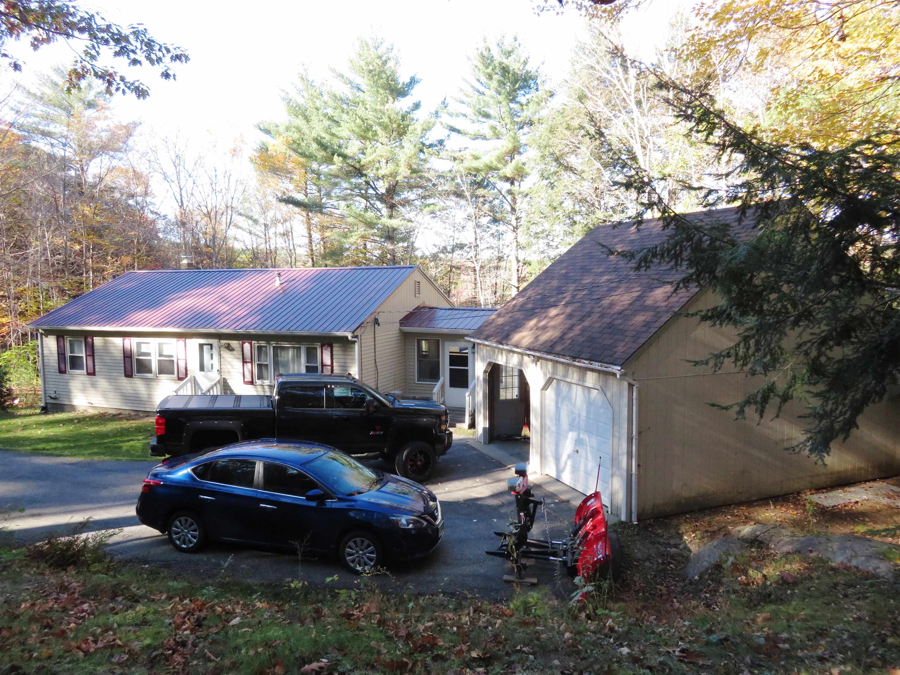 102 Coffin Road Epping, NH 03042 - Photo 2 of 32 Gallery Image 2