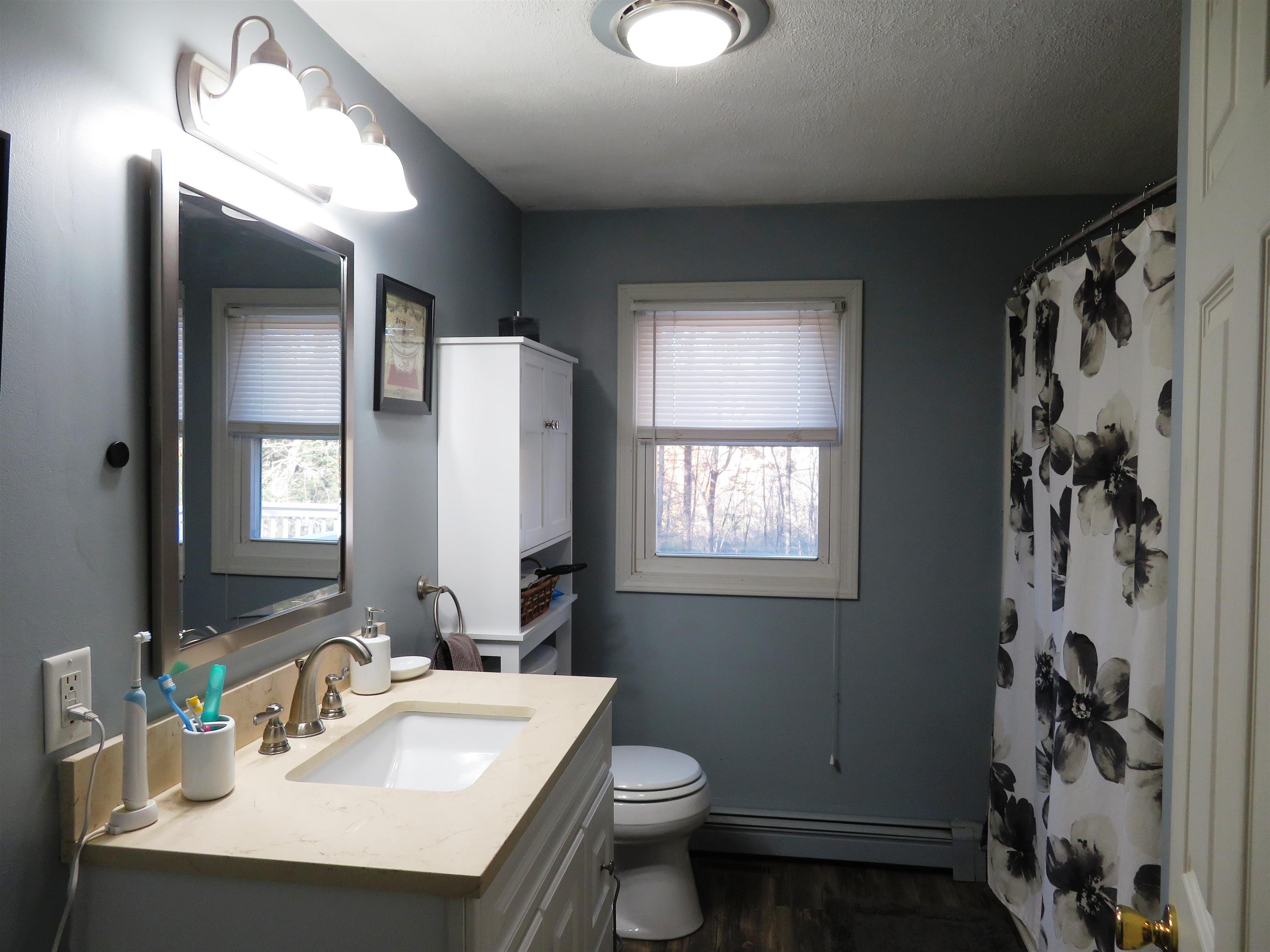 102 Coffin Road Epping, NH 03042 - Photo 19 of 32 Gallery Image 19