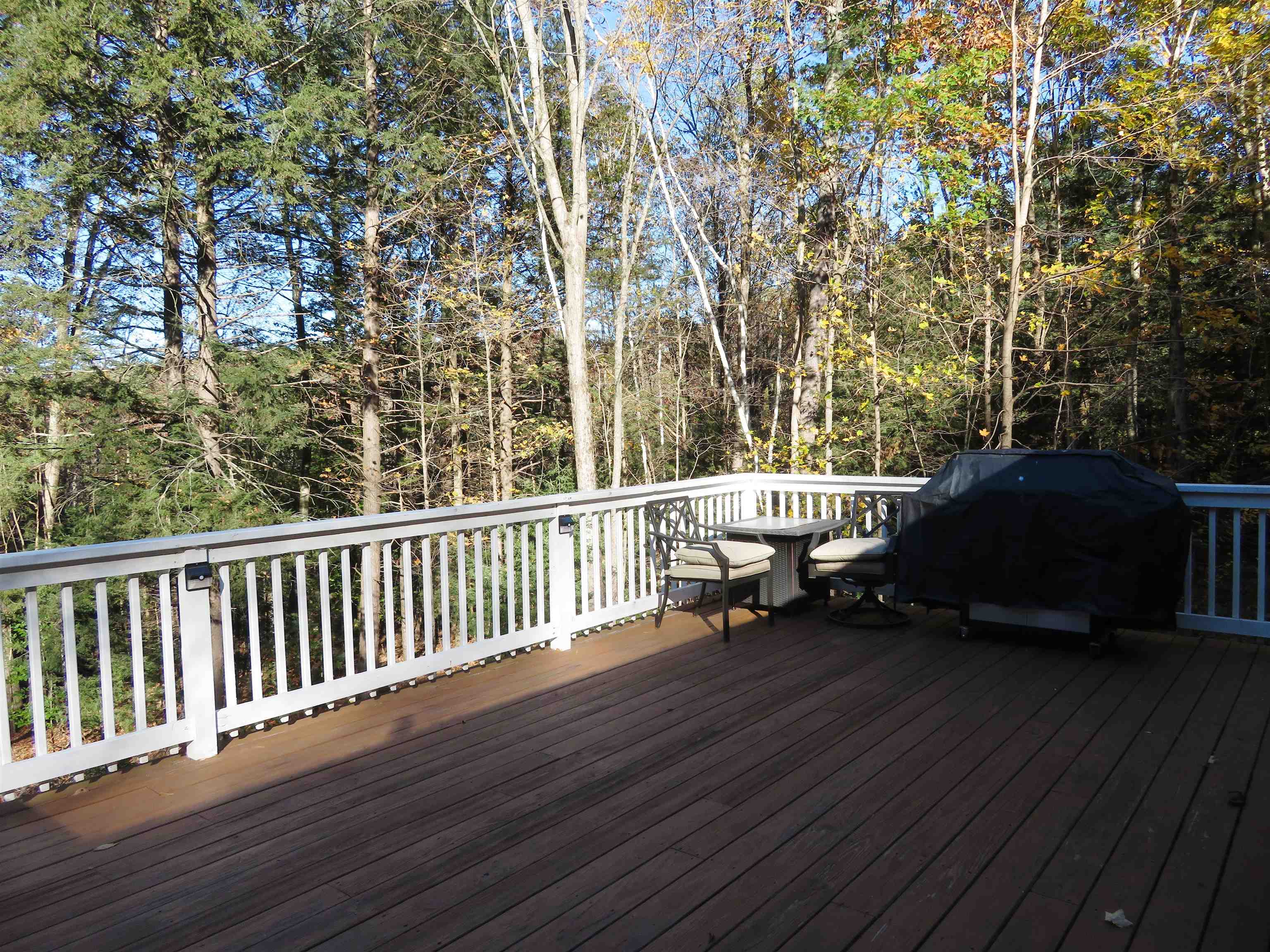 102 Coffin Road Epping, NH 03042 - Photo 8 of 32 Gallery Image 8