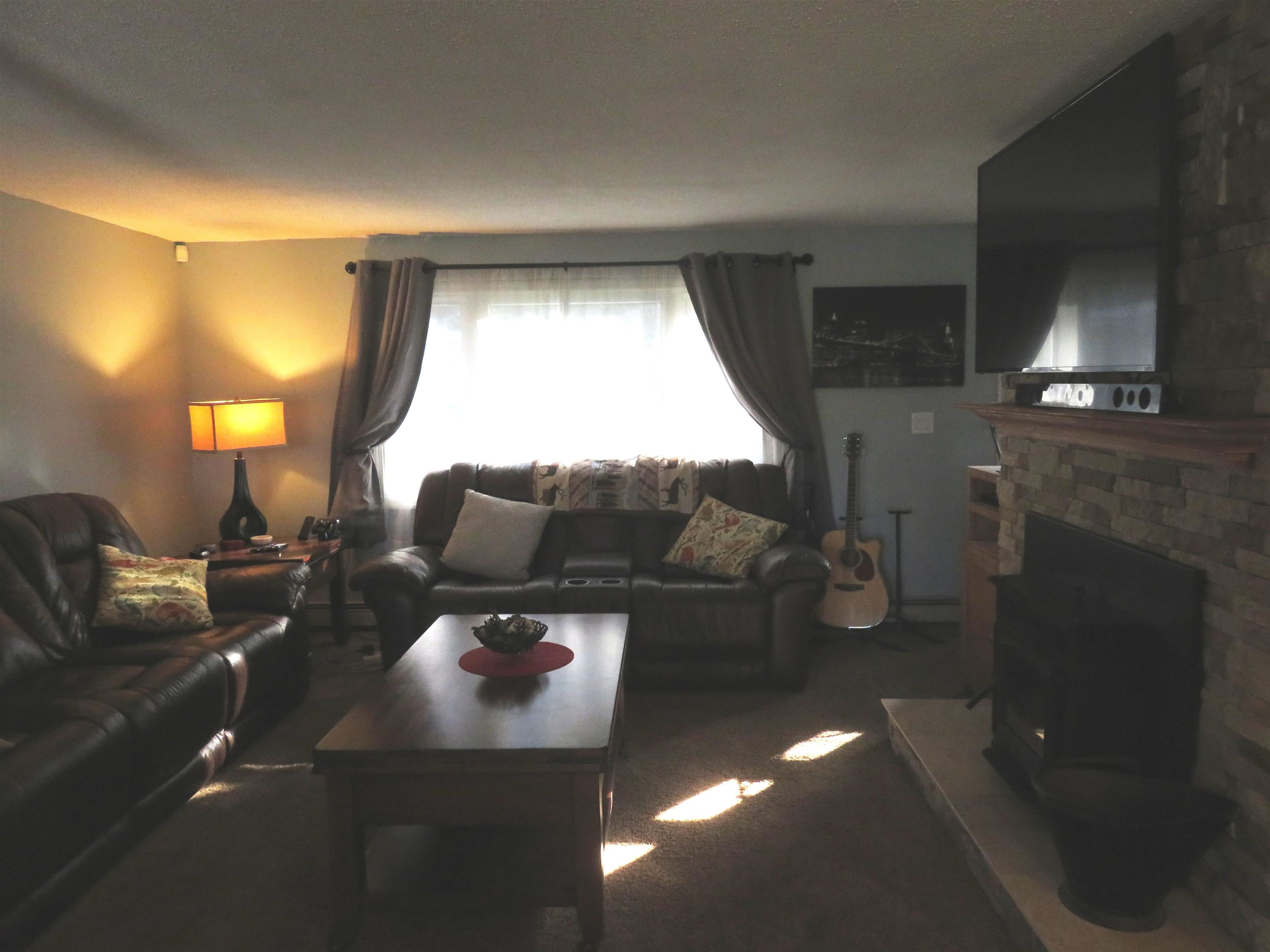 102 Coffin Road Epping, NH 03042 - Photo 10 of 32 Gallery Image 10