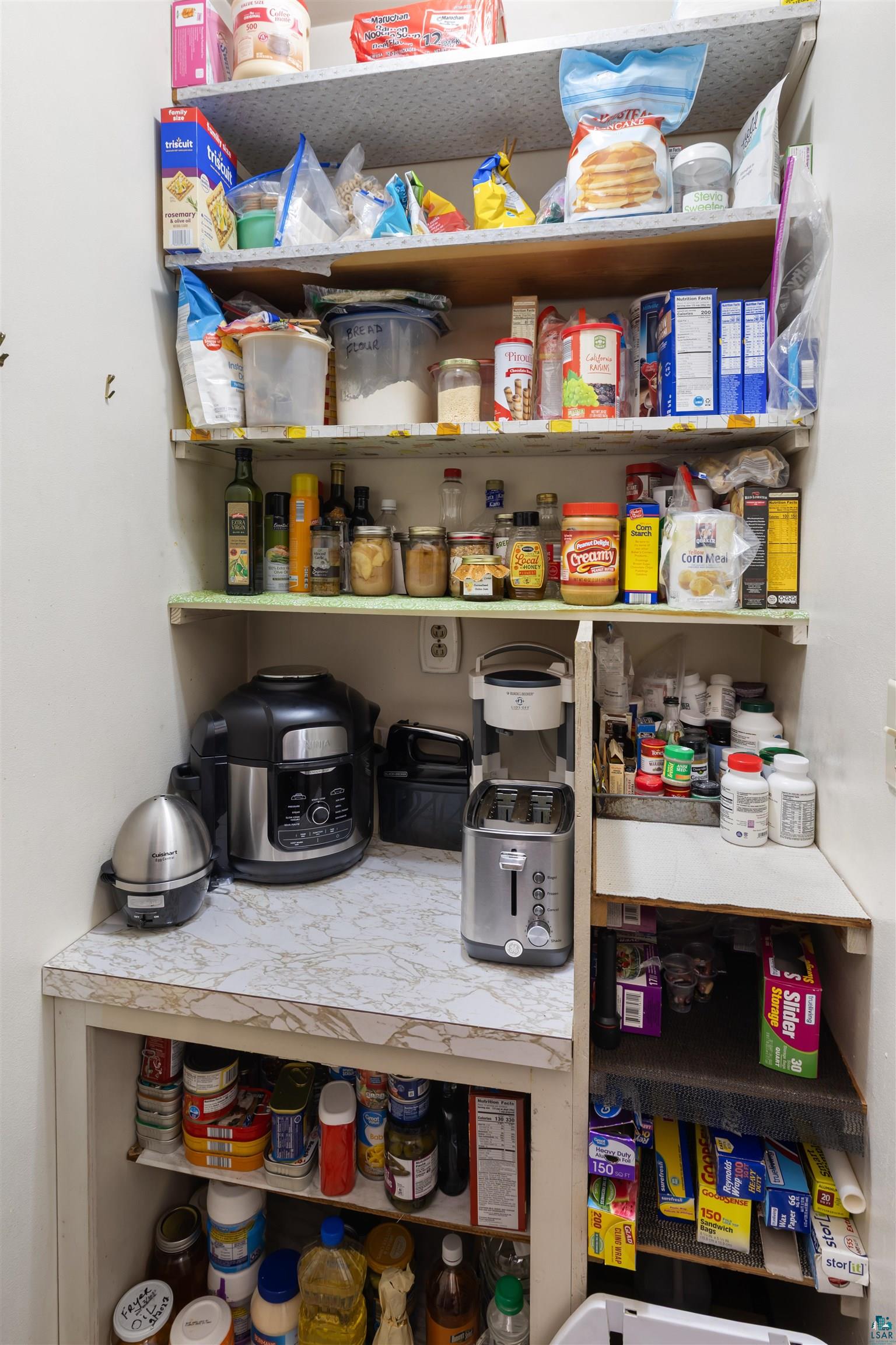 3975 Long Lake Shores Road Eveleth, MN 55734 - Photo 19 of 79 View of pantry