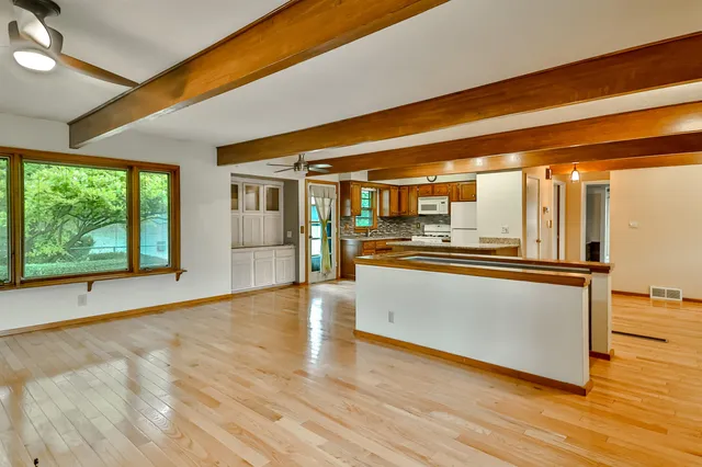 $189,900 | 4520 Guilford Road, Rockford, IL 61107