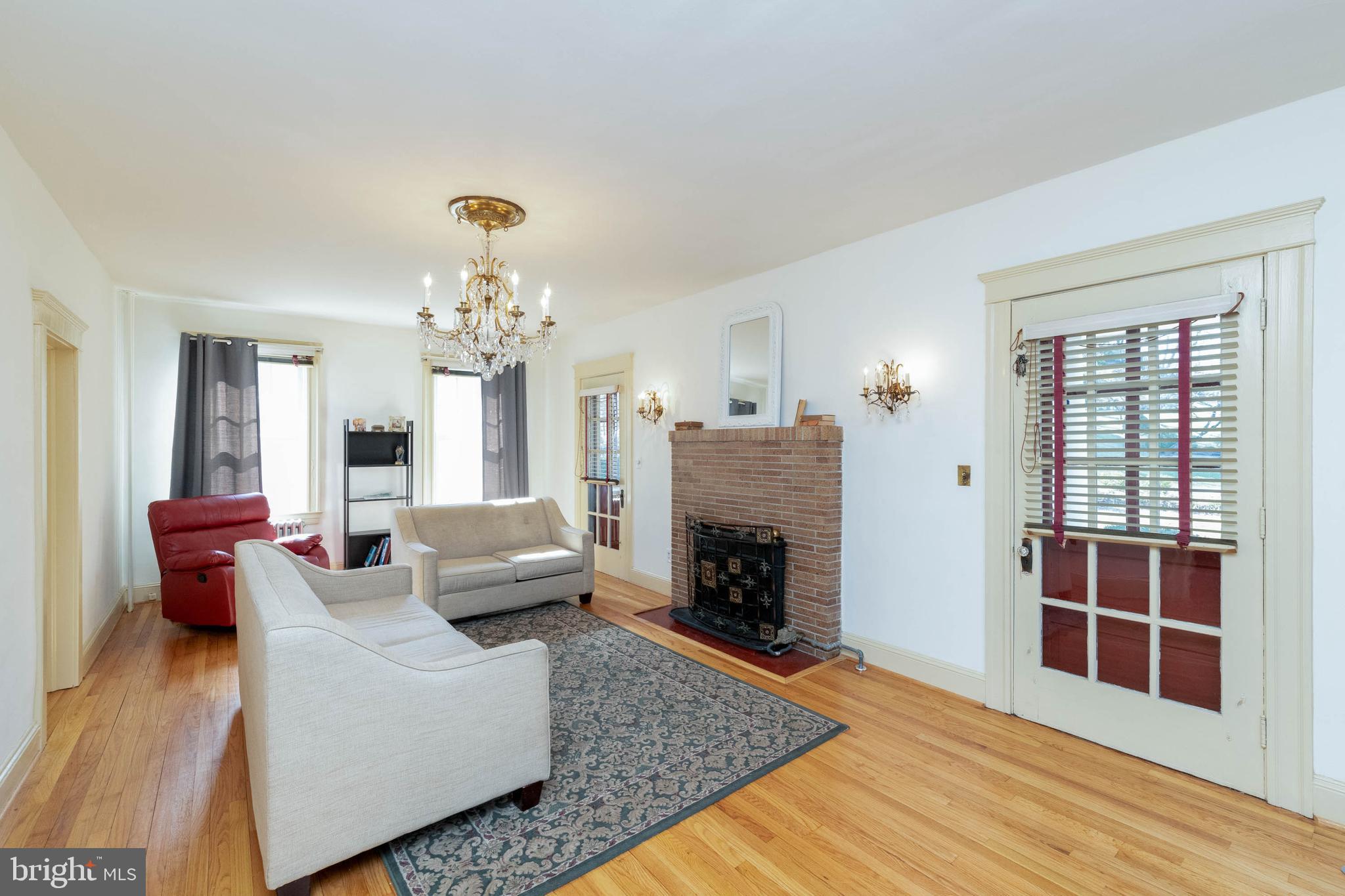 303 North Camp Meade Road Linthicum Heights, MD 21090 - Photo 15 of 36 Living Room w/porch