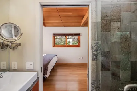 $5,995,000 | 330 Neptune Avenue, Encinitas, CA 92024